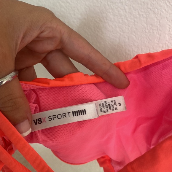 Victoria’s Secret pink, sports bra - Picture 3 of 3